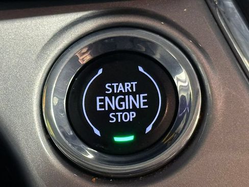 Used 2024 Chevrolet Trax LT FWD image 27