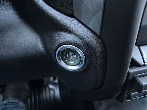 New 2026 GMC Sierra 2500 Pro w/ Convenience Package image 17