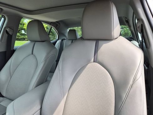 Used 2024 Toyota Camry XLE w/ Navigation Package FWD image 15