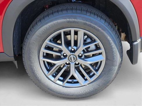 New 2026 Nissan Rogue S image 10