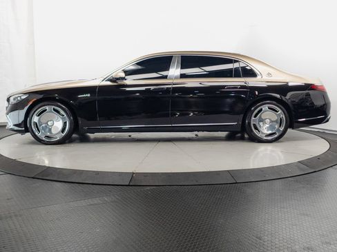 Used 2024 Mercedes-Benz Maybach S 680 4MATIC image 4