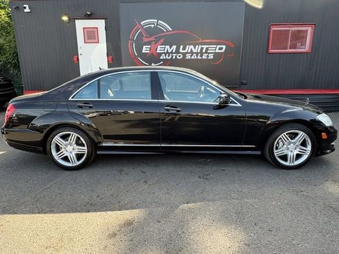 Used 2013 Mercedes-Benz S 550 4MATIC image 6