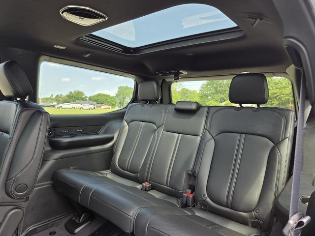 New 2026 Jeep Grand Wagoneer 4WD w/ Premium Group I image 31