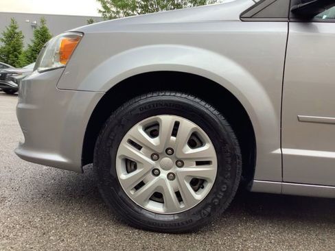 Used 2017 Dodge Grand Caravan SE w/ Power Window Group FWD image 36