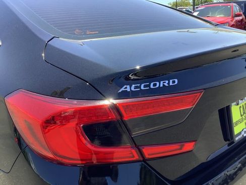 Used 2018 Honda Accord EX-L image 40