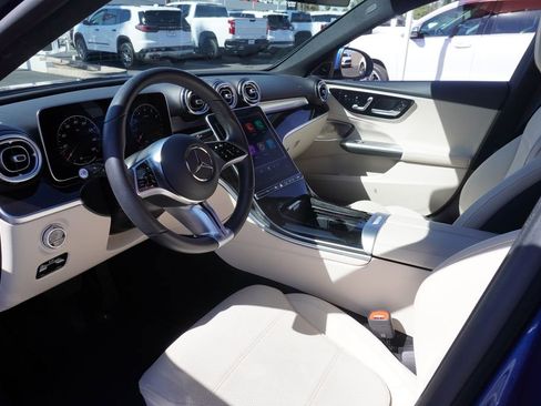 Used 2025 Mercedes-Benz C 300 Sedan image 17