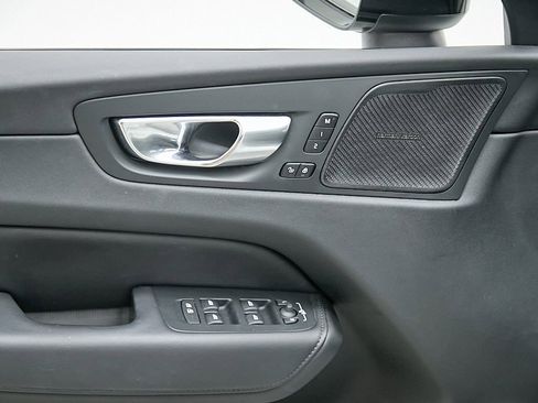 Certified 2023 Volvo XC60 B5 Plus w/ Protection Package Premier image 11