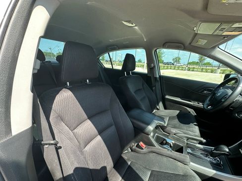 Used 2015 Honda Accord Sport image 18