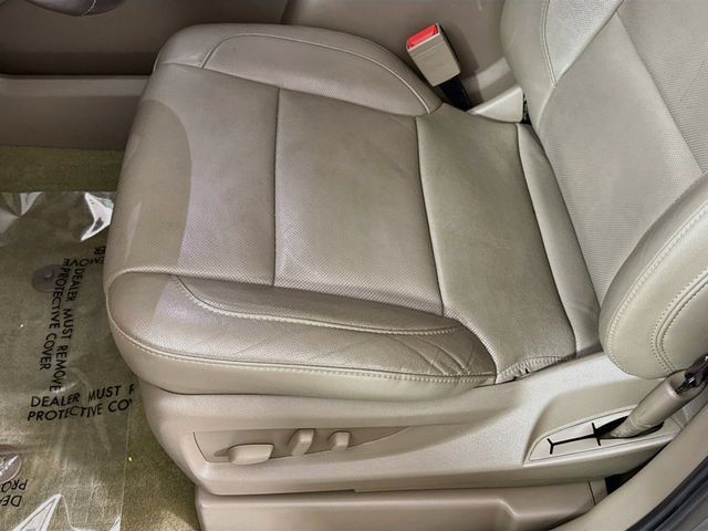 Used 2018 Chevrolet Tahoe Premier AWD/4WD image 21