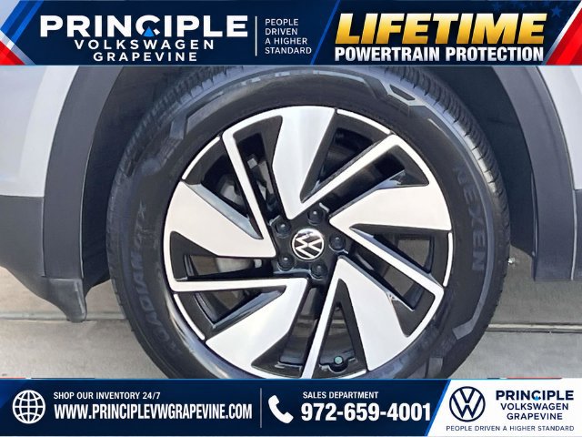 Used 2024 Volkswagen Atlas SE FWD image 7