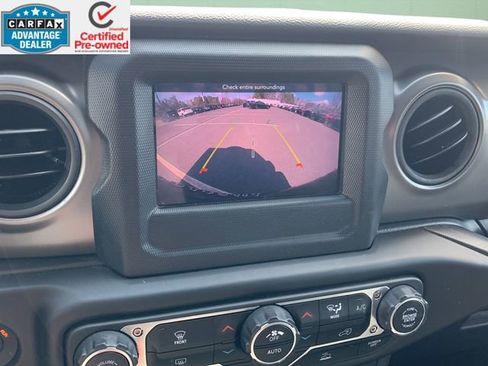 Certified 2023 Jeep Wrangler Unlimited image 31