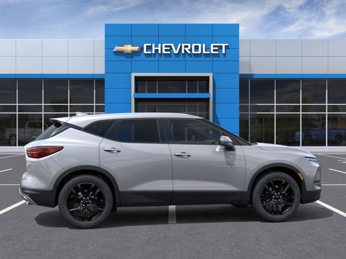 New 2026 Chevrolet Blazer LT image 29