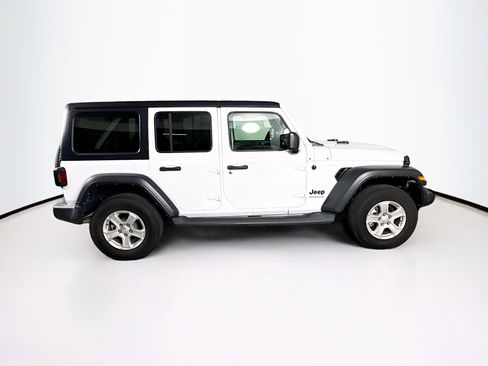 Used 2022 Jeep Wrangler Unlimited Sport image 2