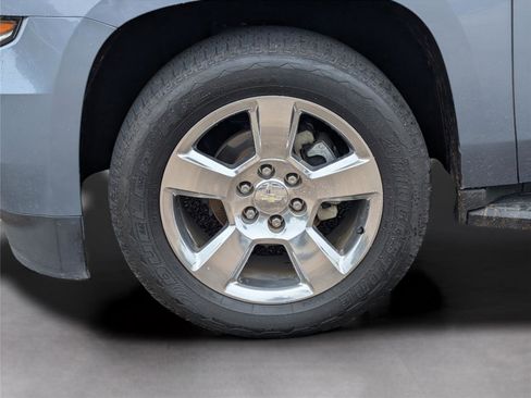 Used 2016 Chevrolet Tahoe LT image 9