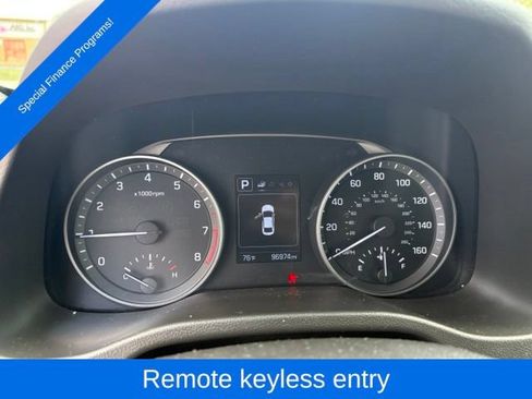 Used 2018 Hyundai Elantra SEL FWD image 17