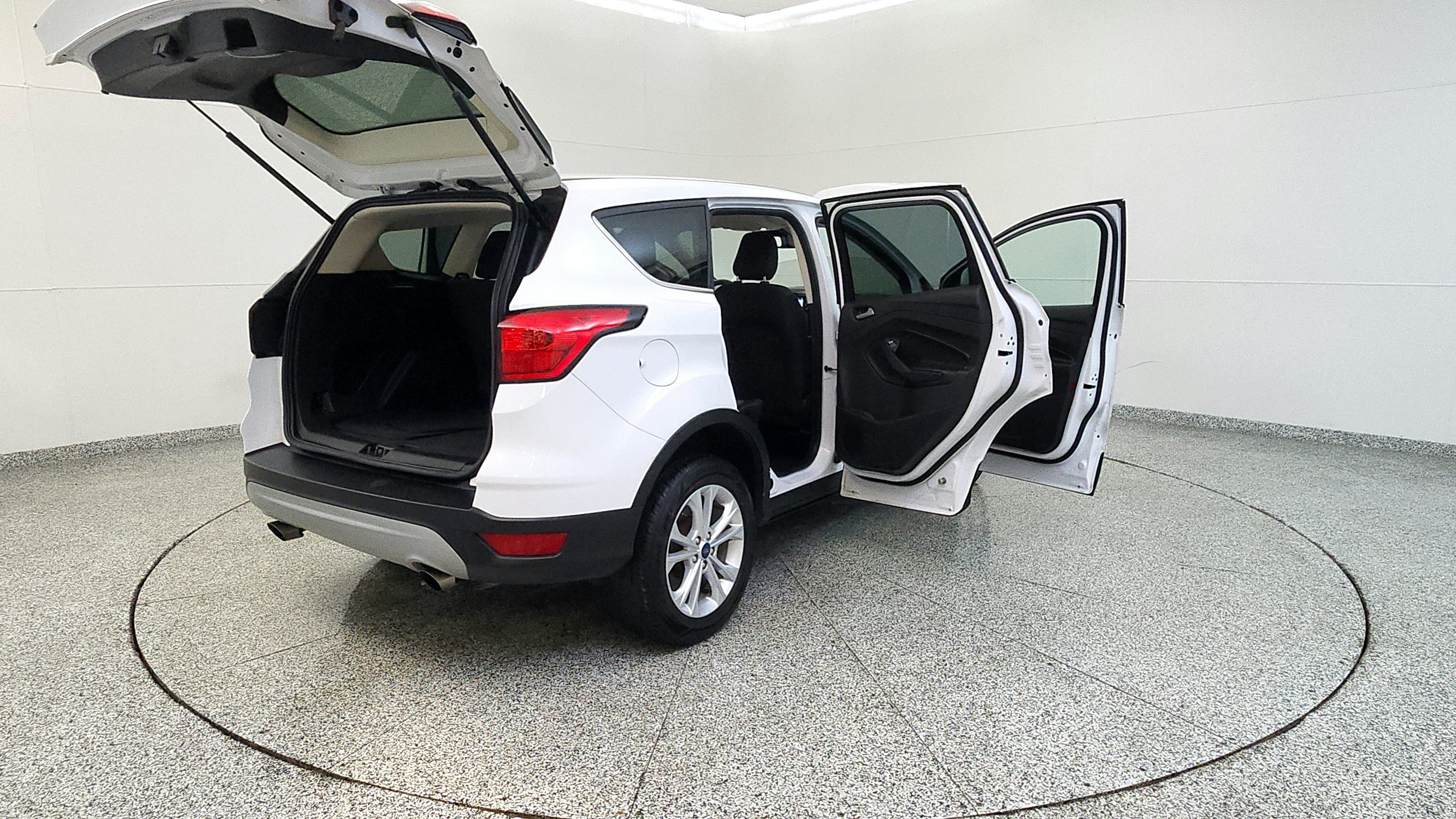 Used 2019 Ford Escape SE AWD/4WD image 11