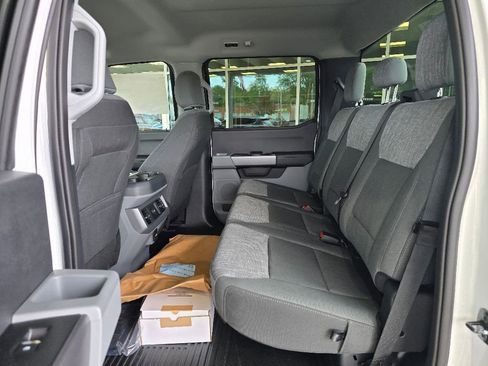 New 2025 Ford F450 XLT image 8