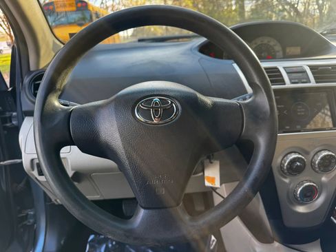 Used 2007 Toyota Yaris S image 15