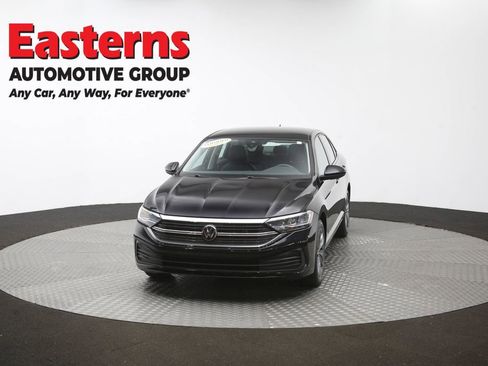 Used 2024 Volkswagen Jetta SE FWD image 52