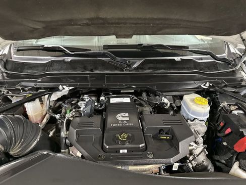 Used 2024 RAM 3500 Big Horn image 24