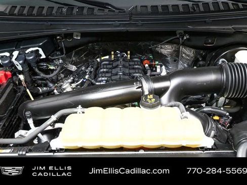 Used 2021 Ford Expedition Max XLT image 35