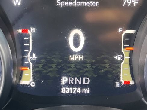 Used 2020 Jeep Gladiator Overland image 12