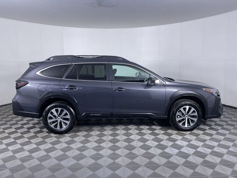 Used 2024 Subaru Outback Premium image 10
