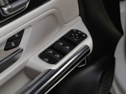 Used 2021 Mercedes-Benz GLA 250 4MATIC image 34