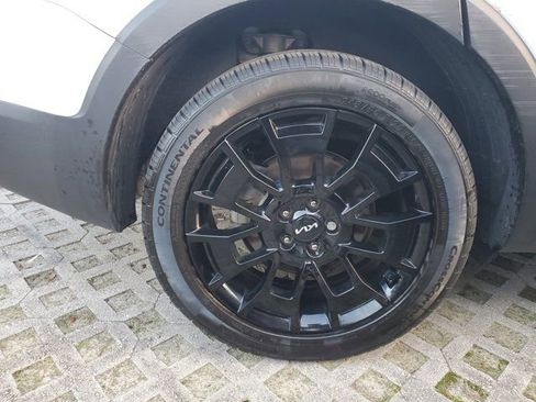 Used 2022 Kia Telluride SX w/ SX Prestige Package image 6