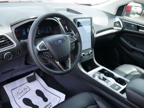Used 2024 Ford Edge SEL w/ Convenience Package AWD/4WD image 16