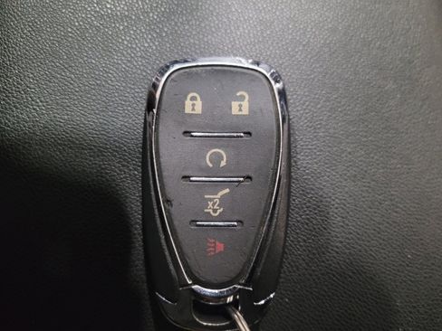 Used 2021 Chevrolet Equinox LT AWD/4WD image 32