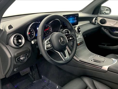 Certified 2022 Mercedes-Benz GLC 300 image 21
