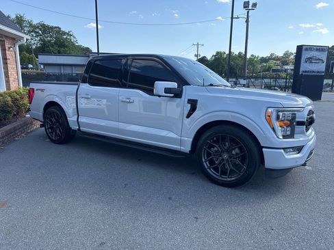 Used 2022 Ford F150 XLT w/ Equipment Group 302A High AWD/4WD image 6