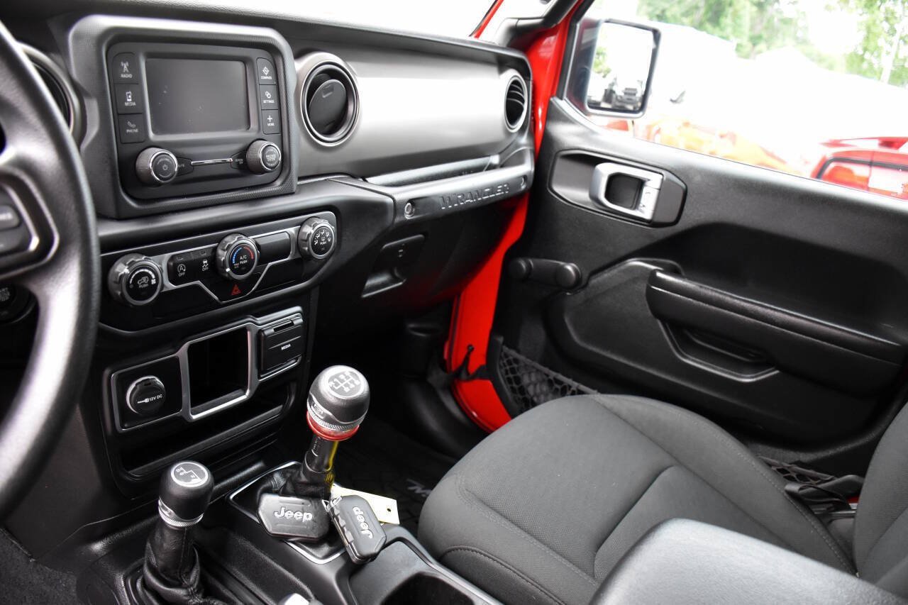 Used 2020 Jeep Wrangler Unlimited Sport AWD/4WD image 12
