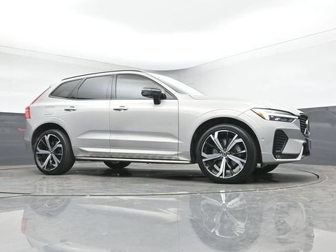 Used 2023 Volvo XC60 B6 Ultimate w/ Protection Package Premier AWD/4WD image 34