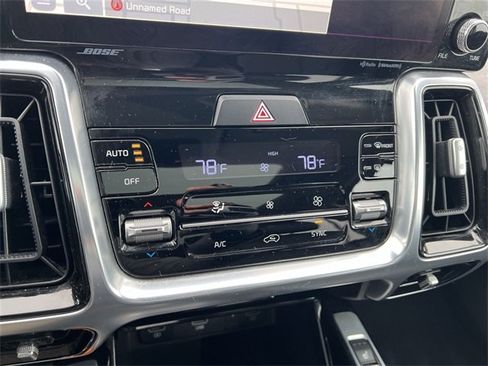 Used 2021 Kia Sorento SX Prestige image 17