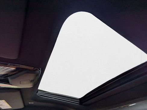 Used 2025 BMW i4 xDrive40i w/ Premium Package image 15