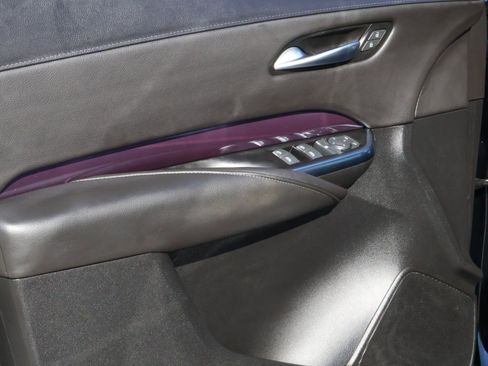 Used 2023 Cadillac XT4 Luxury w/ Cold Weather Package image 20