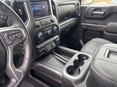 Used 2022 Chevrolet Silverado 1500 LTZ w/ LTZ Premium Package image 27