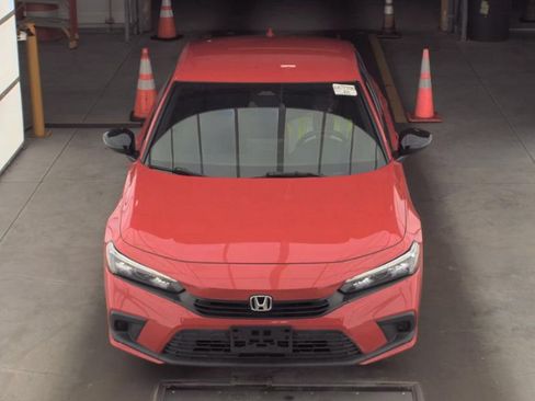 Used 2022 Honda Civic Sport image 2