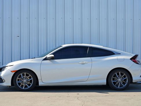 Used 2020 Honda Civic EX image 8