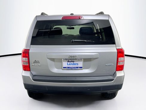 Used 2017 Jeep Patriot Latitude image 6