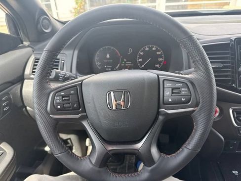 Used 2025 Honda Ridgeline TrailSport image 15