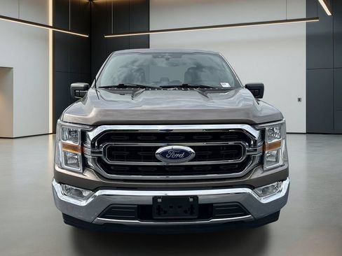 Used 2023 Ford F150 XLT w/ Equipment Group 301A Mid RWD image 9