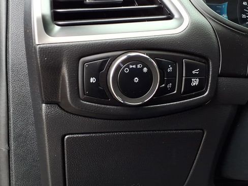 Certified 2024 Ford Edge ST-Line AWD/4WD image 19