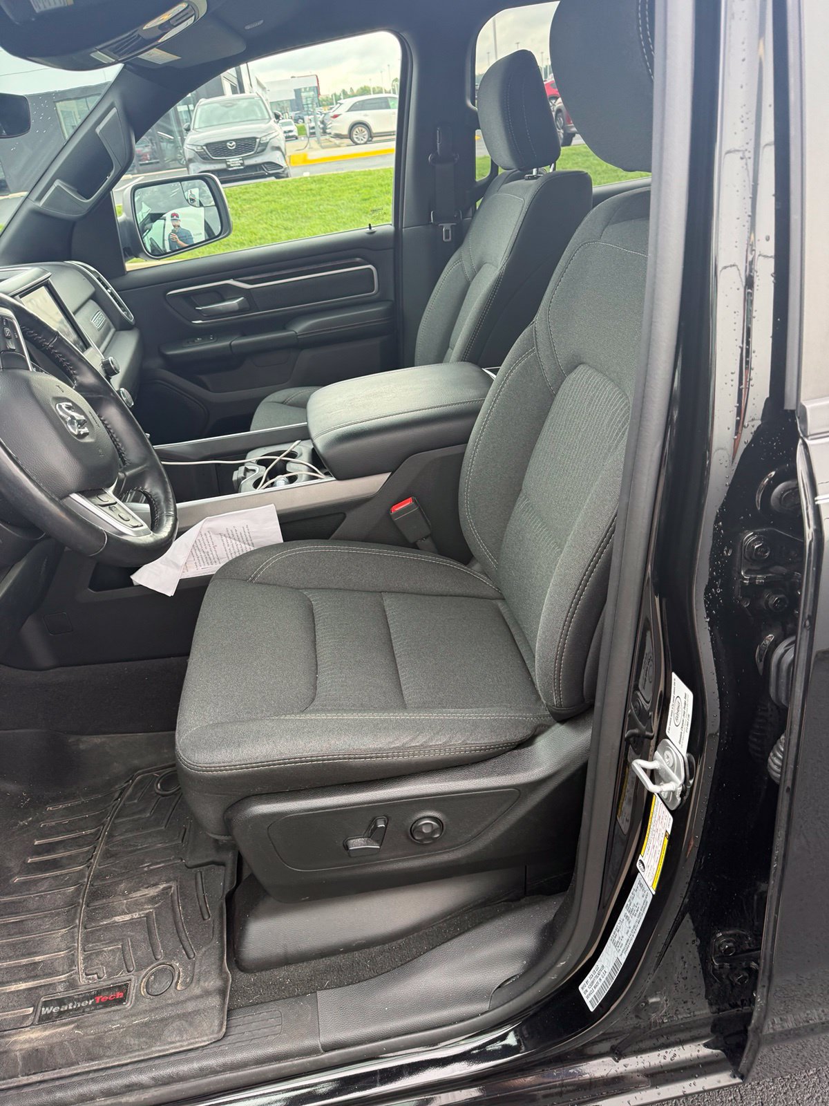 Used 2020 RAM 1500 Big Horn AWD/4WD image 4