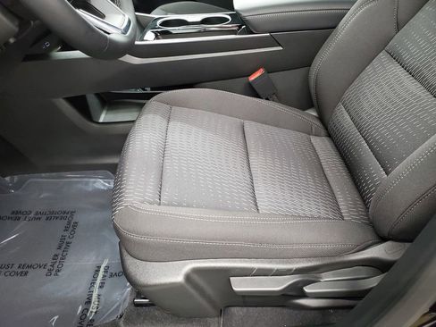 Used 2025 Chevrolet Equinox LT w/ Safety and Technology Package image 14