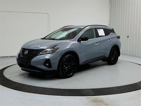 Used 2024 Nissan Murano SV w/ SV Midnight Edition Package image 3