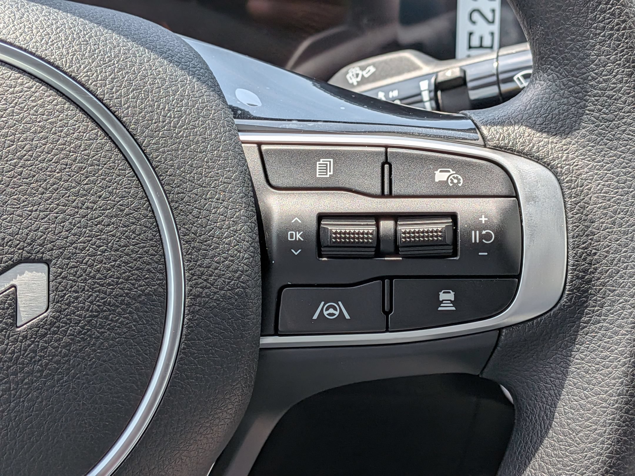 New 2026 Kia K5 LXS FWD image 19