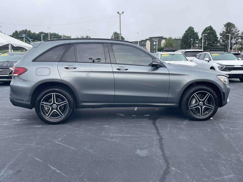 Used 2022 Mercedes-Benz GLC 300 4MATIC w/ AMG Line image 8